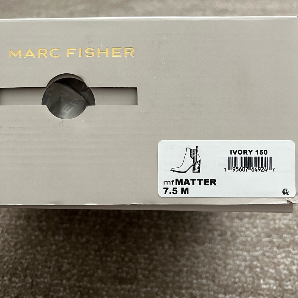 MARC FISHER MATTER BLOCK HEEL BOOTIES - Picture 8 of 8
